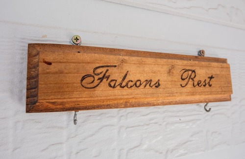 Highworth Casa | Falcons Rest