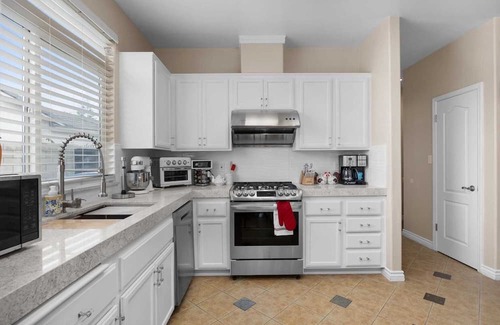 Greenacres Casa | Serene Haven Retreat on Bichester Ct #41913