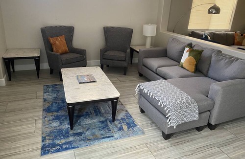 Summerlin Casa | The Sonoma House- 3bedroom x 2bath