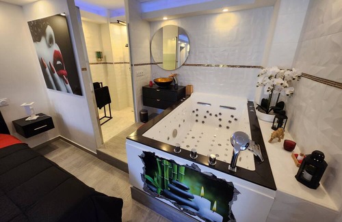 Saint-Assiscle Apartamento | Studio Romantique Avec Jacuzzi