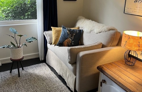 Cremorne Apartamento | Peaceful ground floor oasis | Minutes to fabulous harbor bays & views