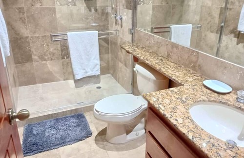 Playa Encantada Apartamento | This apartment is a 2 bedroom(s), 2 bathrooms, located in Playas de Rosarito, Baja California.