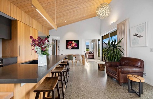 Lake Hayes Casa | Little on Threepwood