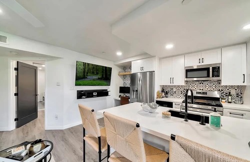 Rancho Mission Viejo Condominio | Cozy condo near town & beach with full kitchen.