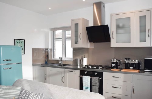 Worthing Cabaña | 2 bedroom accommodation in Goring-by-Sea