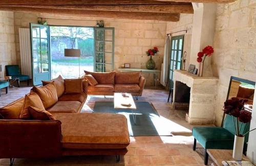 Redessan Casa | Le Mas des Oliviers, large Provençal Mas