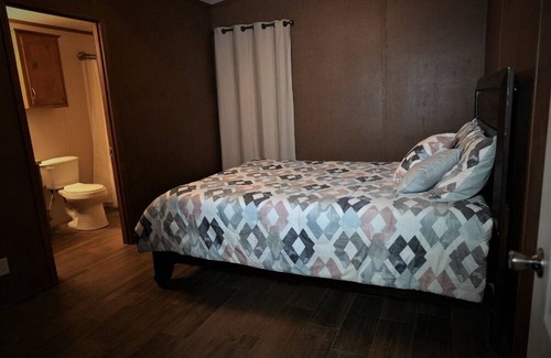 Los Fresnos Casa | Beautiful Water Front Ranch Getaway