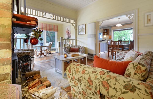 Drysdale Casa | 'Willow Cottage' Serene Stay in the Heart of Town