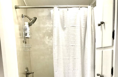 Springfield Center Condominio | 1.5 miles to Glimmerglass Opera and 16 miles to Cooperstown Dreams Park