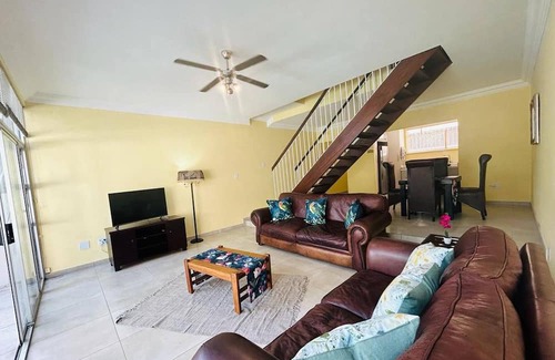 Three Rivers Apartamento | Ripplewood - Entire Condo in Vereeniging