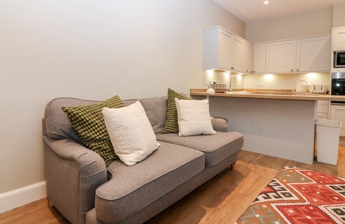 Haddington Cabaña | 8 BARNEY MAINS COTTAGE, pet friendly, with open fire in Haddington