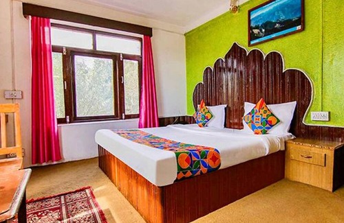 Aleo Hotel | Fabexpress Mountain Inn