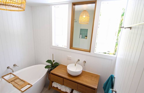 Toogoom Casa | Kokomo A Private Oasis Getaway