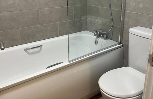 Burslem Apartamento | Comfortable & Spacious Apartment