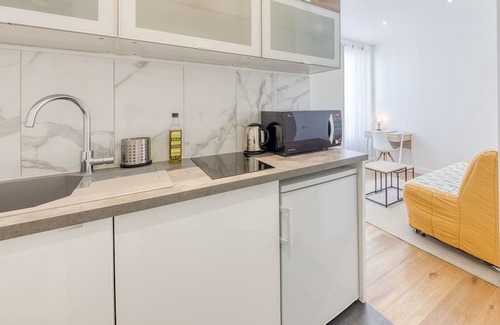 Le Raincy Apartamento | Vrbo Property