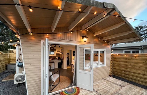 Geel Chalet De Esquí | Een Perfecte Mix van Natuur en Comfort.