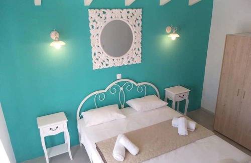 Chalikounas Villa | Lovely 3 bedroom villa with private pool, BBQ, few minutes away from the beach.