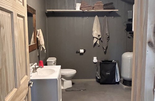 Williams Cabina | Large cabin with all new construction near Lake of the Woods.
