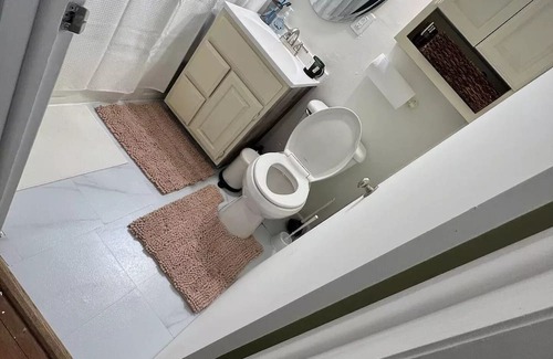 Brown Deer Casa | Cute 3 Bedroom Home in Beautiful Brown Deer