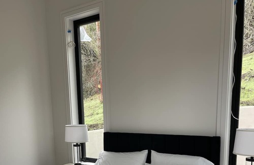 Los Altos Hills Condominio | Newly build 2bed/2bath close to many Tech companies, excellent location