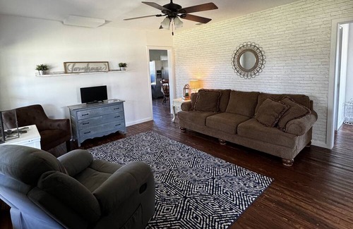 Anderson County Otro | 11 miles from River Run ATV Park! QUIET COUNTRY RETREAT! Fire Pit!!