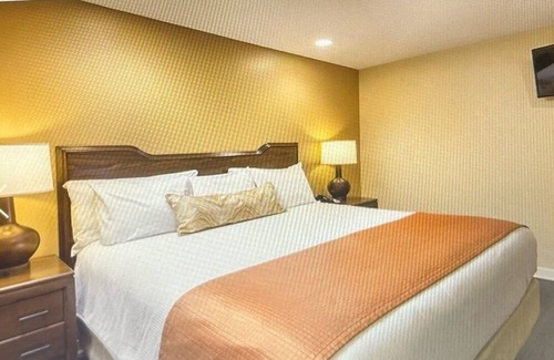 Paradise Valley Village Complejo | One Bedroom Suite in Orange Tree Resort