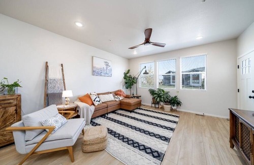 Windsor Condominio | Luxury Condo in Windsor, CO