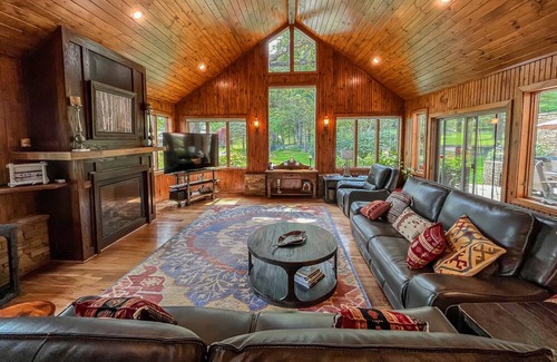 Blakeslee Casa | Massive Luxury Ranch with Unbelievable Outdoor Amenities