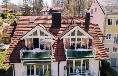 Herrsching am Ammersee Apartamento | Apartment 'Fewo Seeblick Herrsching' with Lake View, Balcony and Wi-Fi