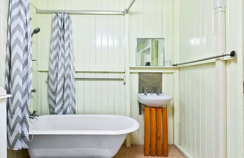 Toogoom Casa | Seaside Simplicity . A Serene Coastal Experience