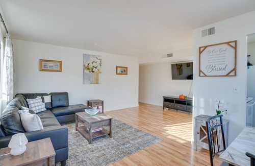 Tucson Apartamento | Mountain-view Tucson Condo: 7 Mi to U of A!