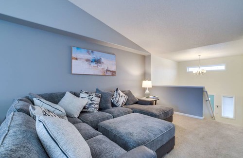 West Fargo Casa | Pet-Friendly North Dakota Escape w/ Fenced-In Yard