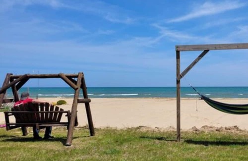 Oscoda Cabina | The Bungalow #5 w/ 2 Bedrooms