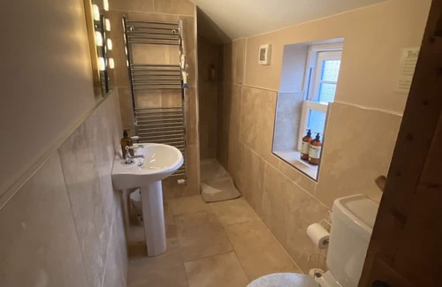 Spalding Casa | French themed 2-Bed Cottage on the Norfolk Wash