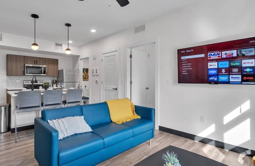Zephyrhills West Apartamento | Experience Luxury in this 2BR Condo With Access to Gym, Tennis, Pickleball, & Golf Facilities