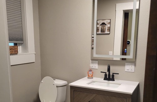 Richmond Apartamento | Recently remodeled Apartment central location