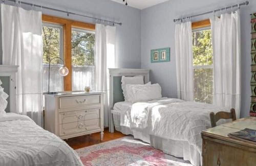 High Springs Casa | The River Deva - The Heart of High Springs