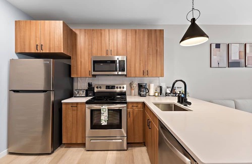 St. Anthony West Apartamento | The Mississippi Retreat I 2BR with Rooftop by UMN