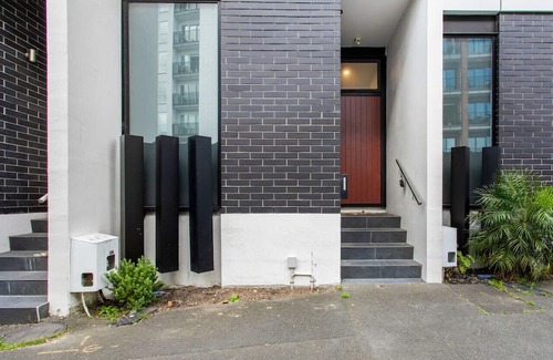 Avondale Apartamento | Urban Thrive Studio is in a great location