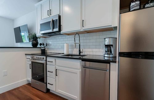 Bellaire Apartamento | Walk to Short's Cozy Studio