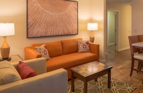 Volusia County Complejo | OCEANFRONT 1 Bdrm, Casa Del Mar Resort 10 miles from Daytona Beach