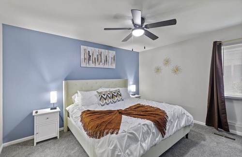 Towson Apartamento | Heart of Towson|Pool|King|Parking|600Mbps|Gym