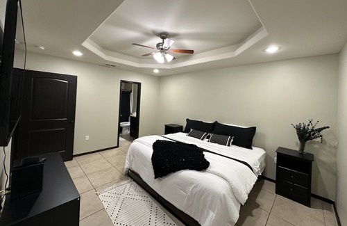 Brownsville Casa | Newly Remodeled Home
