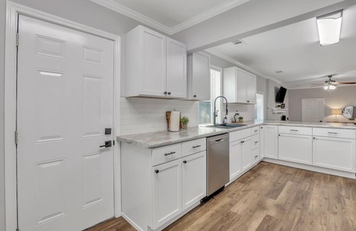 Port Wentworth Casa | 6 mi. to DT Savannah - River Street - Forsyth Park