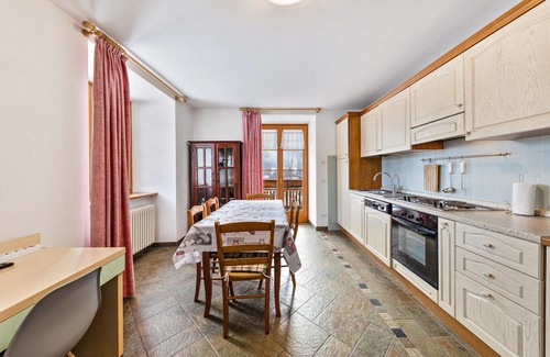 Croviana Apartamento | Apartment "Casa Bluesky" with Mountain View, Private Garden & Wi-Fi