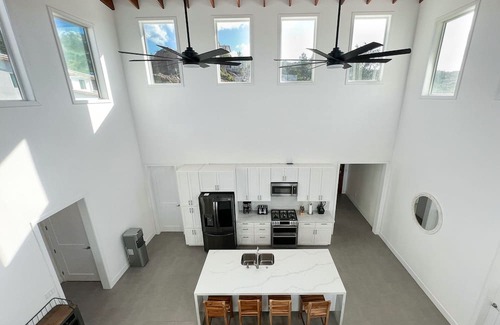 Camp Bay Casa | Casa Blanca Camp Bay Estates - Enjoy the serene quiet East End of the island.
