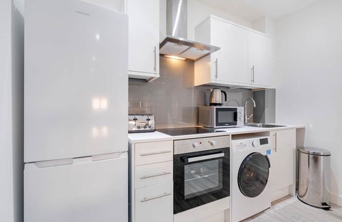 Corby Apartamento | Corby City Centre Apt. 02 - Short-Term Rentals in Northamptonshire