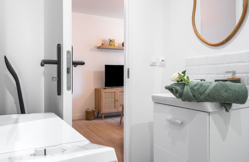 Clermont Apartamento | L'écrin des Bois - Parking Public Gratuit, Wifi Haut Débit, Netflix