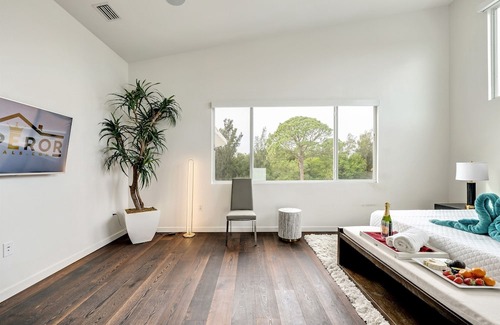 Riviera Bay Casa | Luxury & High End Heated Pool & Spa Dream House!