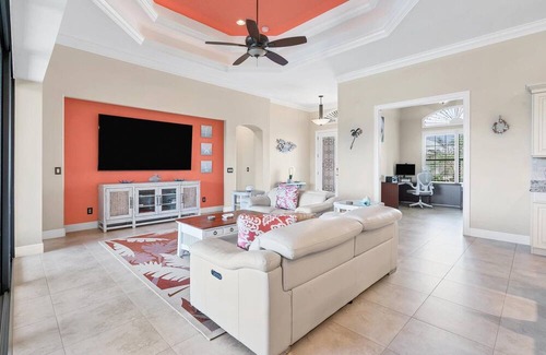 Burnt Store Isles Apartamento | 3 Bedroom House 728572 by Houzlet